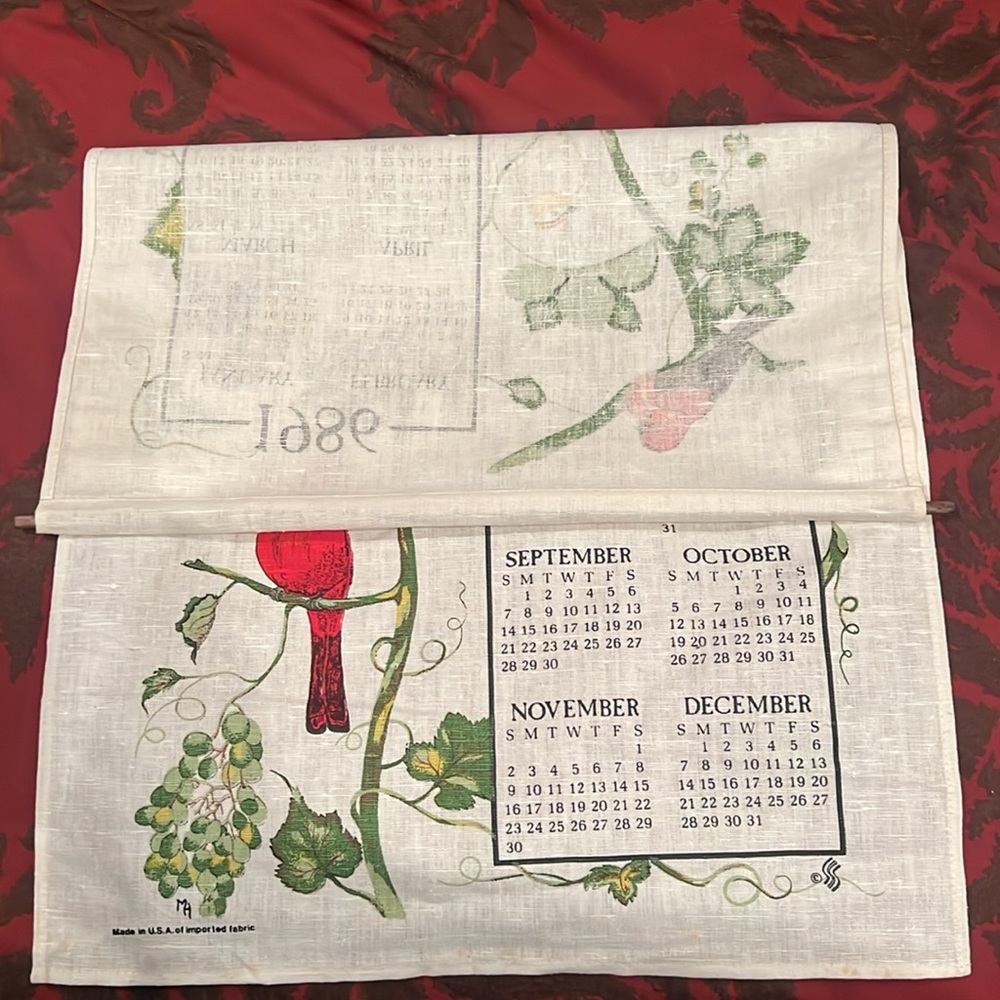 Vintage antique 1986 kitchen cloth linen calendar has rod to hang needs steing - Picture 2 of 2